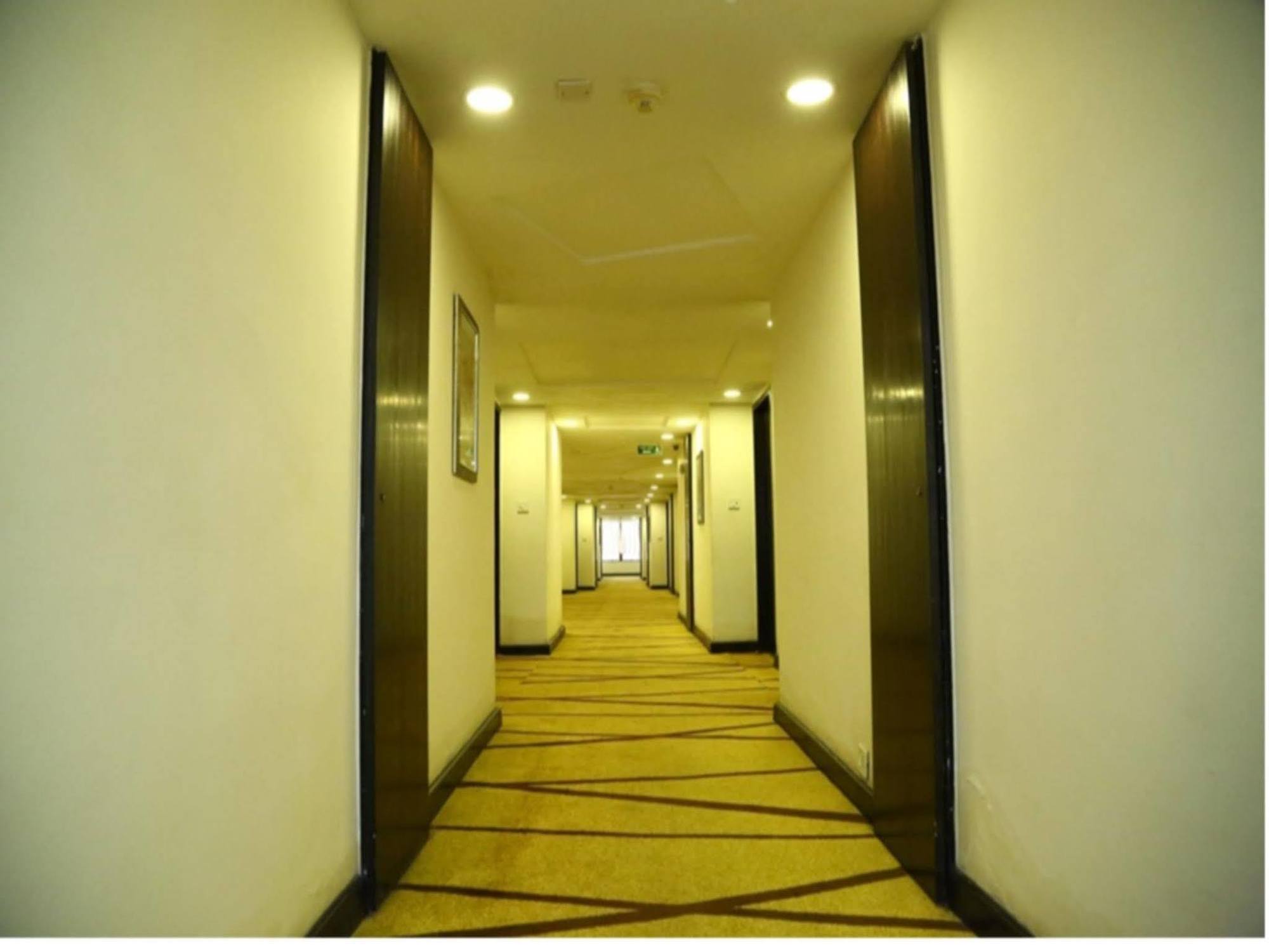 Regenta Central Deccan Chennai, Royapettah Buitenkant foto