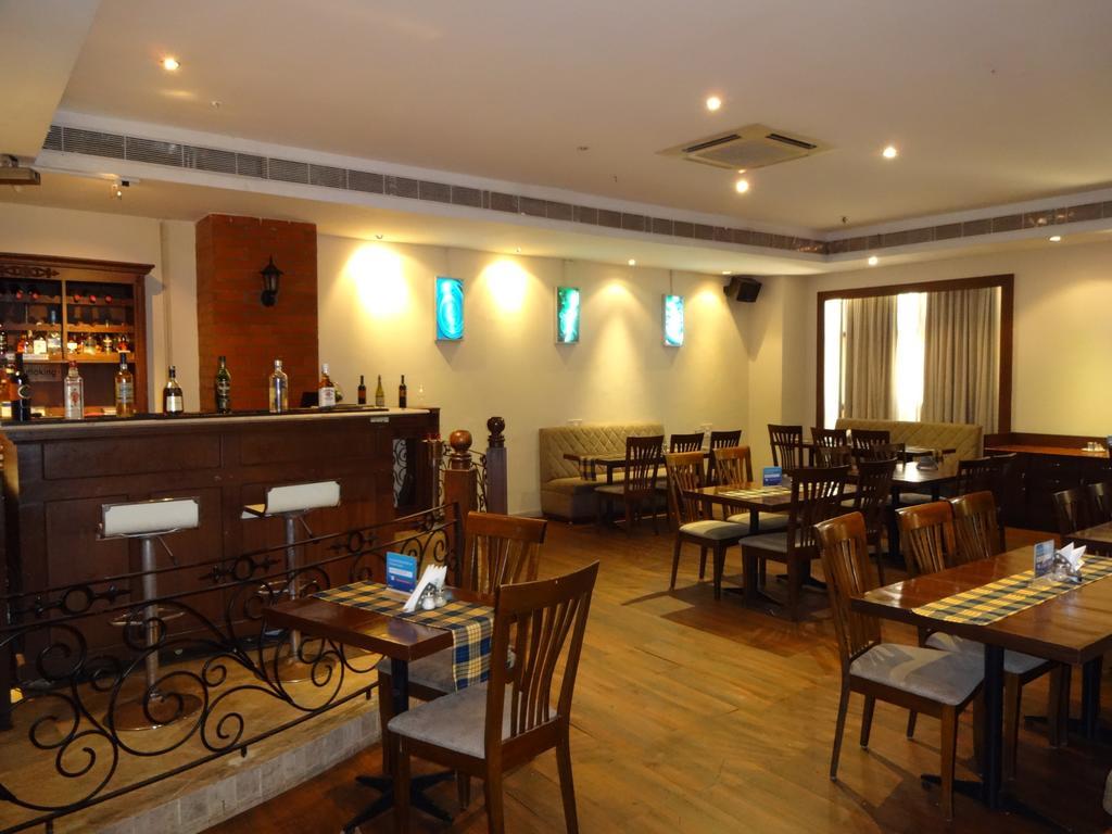 Regenta Central Deccan Chennai, Royapettah Buitenkant foto