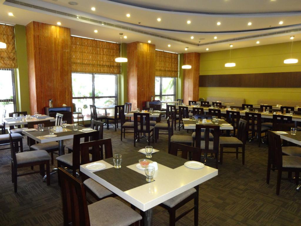 Regenta Central Deccan Chennai, Royapettah Buitenkant foto