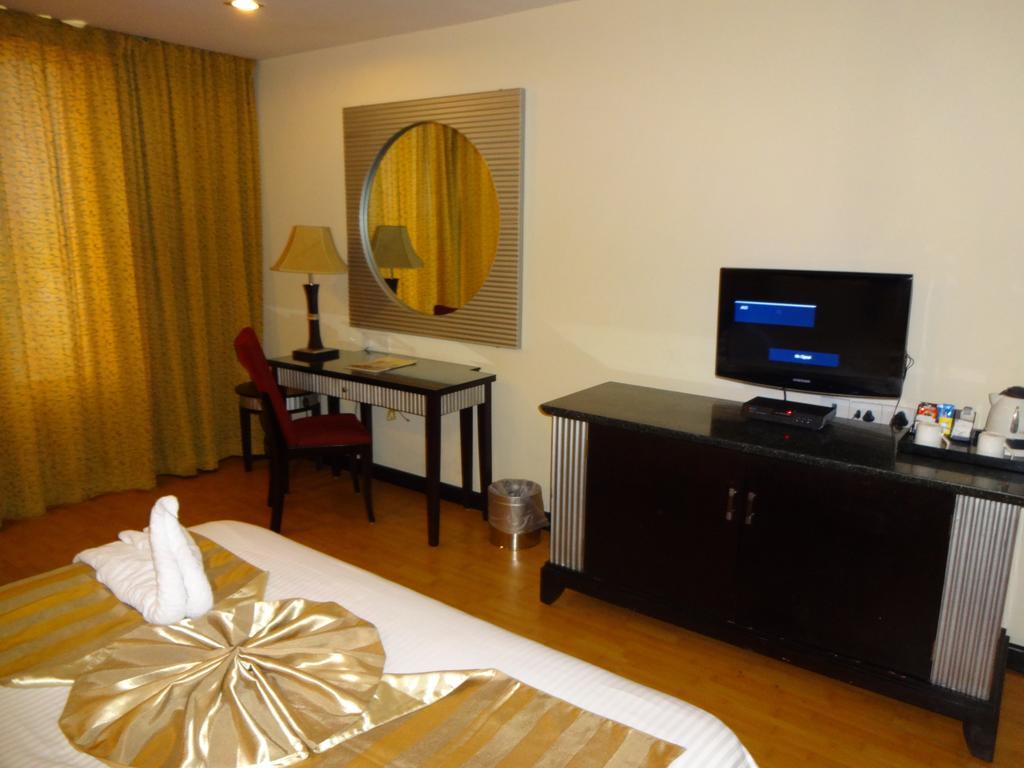 Regenta Central Deccan Chennai, Royapettah Buitenkant foto